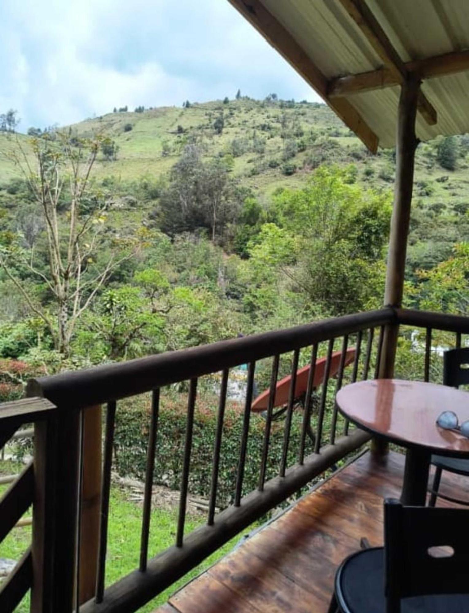 Hotel Campestre Rocas Del Paraiso Мачета Экстерьер фото